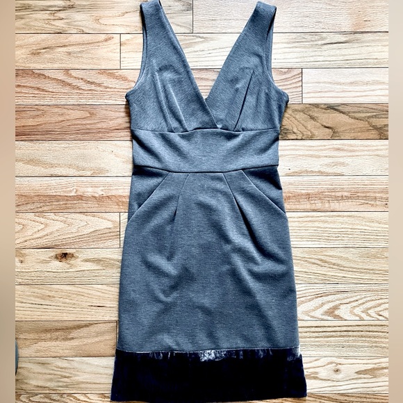 Y2K BCBG Max Azria Ponte Knit Faux Wrap Pleated Velvet Trimmed Dress - Size 2 - Picture 2 of 12